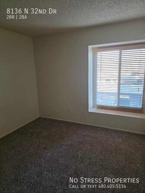 Building Photo - 8136 N 32nd Dr