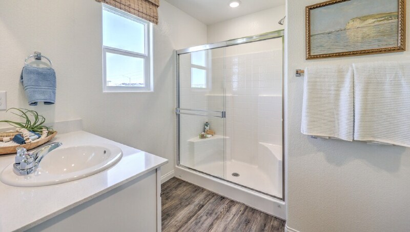 Building Photo - 2625 Dahlia Fls Ave