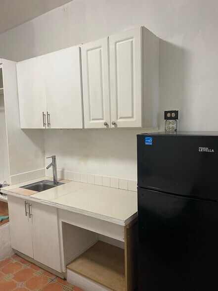 Building Photo - 3131 W 16th Ave