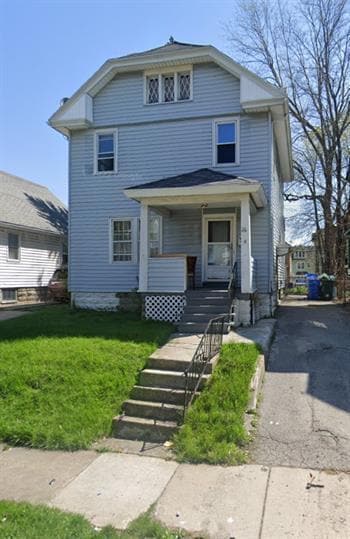 Primary Photo - 26 Dove St