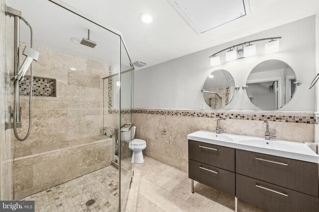 Building Photo - 9416 Holbrook Ln