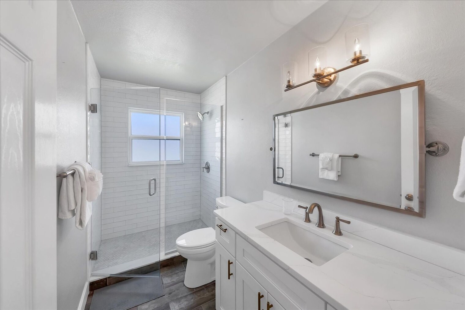 Building Photo - 510 Matares Dr