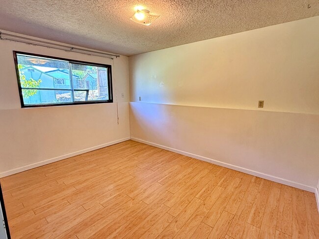 Building Photo - 2746 SE 73rd Ave