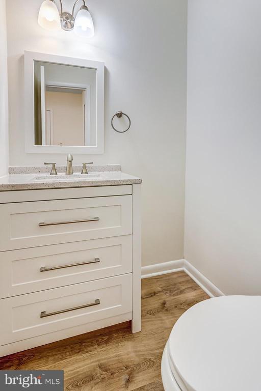 Building Photo - 4923 Casimir St