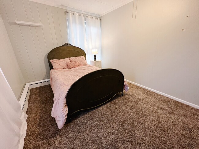 Building Photo - 316 Castle Rd