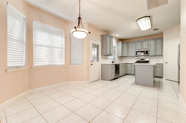 Building Photo - 20702 Teasel Ct