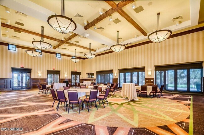 Building Photo - Luxury Lifestyle in Queen Creek AZ