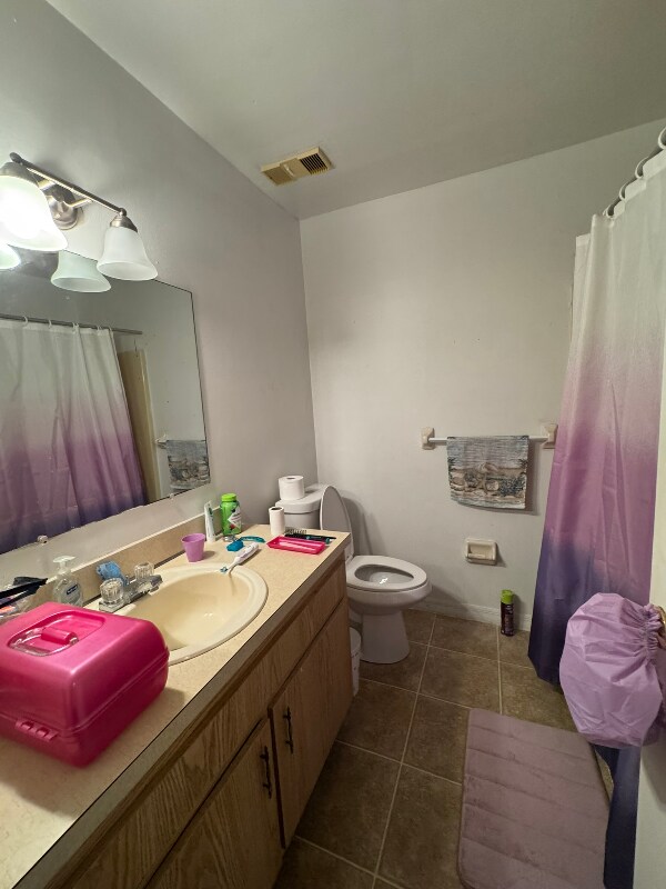 Building Photo - 1038 Mollie Ln