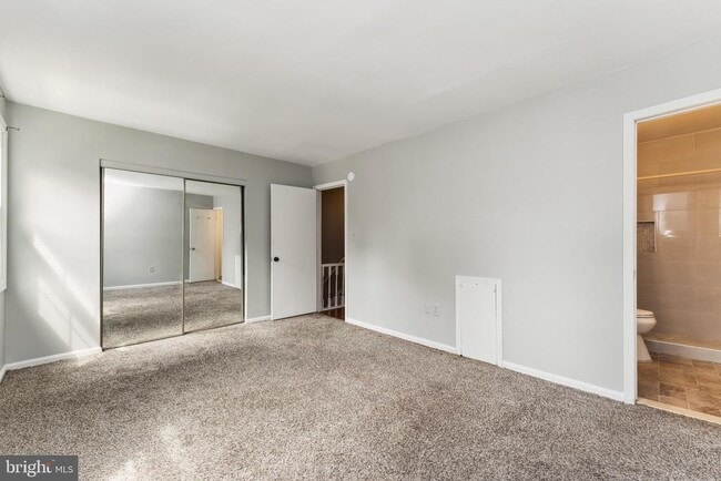 Building Photo - 15 Prairie Rose Ct