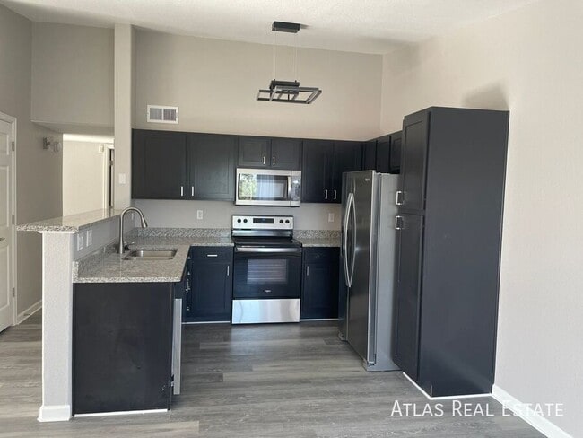 Building Photo - 4747 S Balsam Way