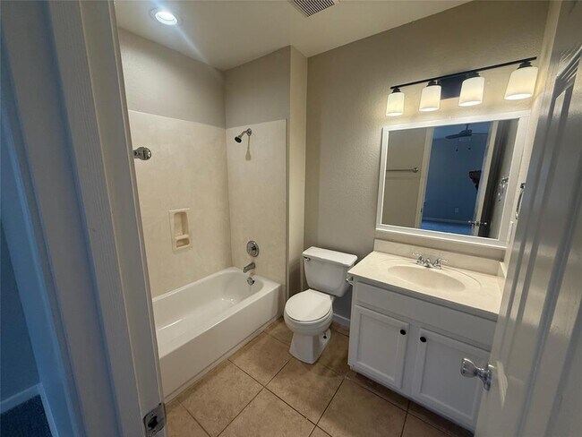 Building Photo - 17808 Majestic Elm Ln