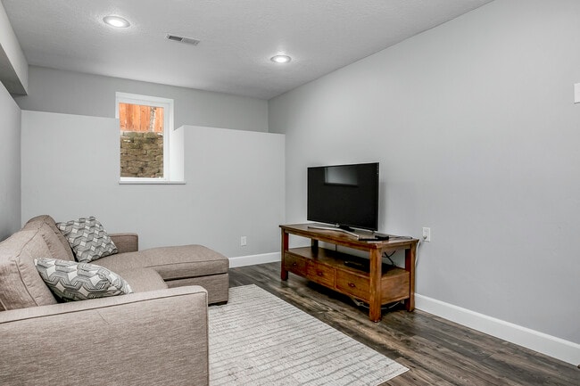 Downstairs family room. - 2117 W Jefferson St