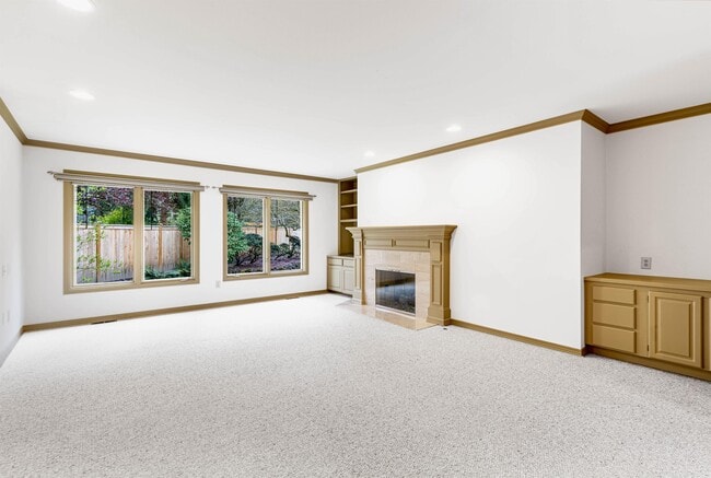 Building Photo - 5811 124th Ct NE