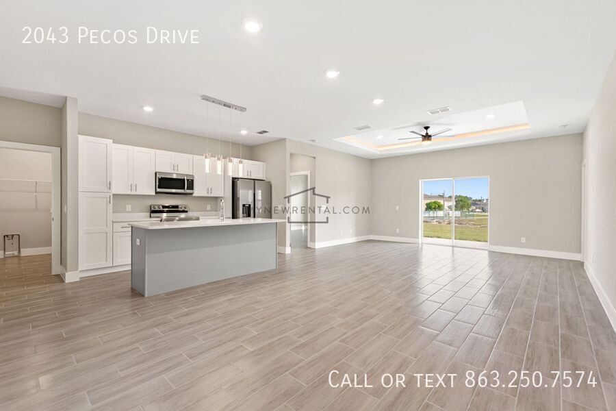 Building Photo - 2043 Pecos Dr