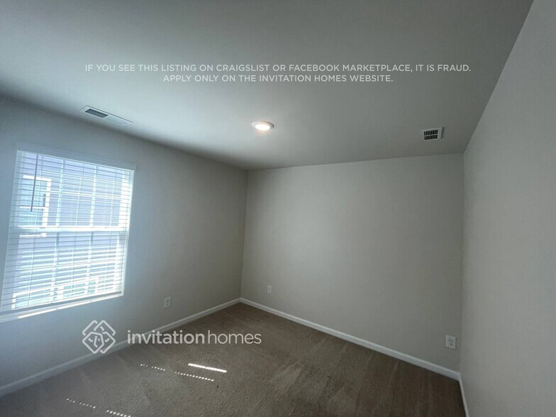 Building Photo - 7208 Olive Coast St