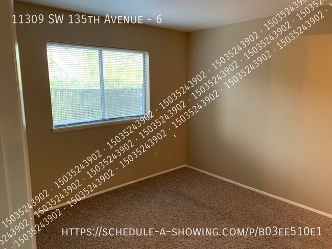Building Photo - 11309 SW 135th Ave