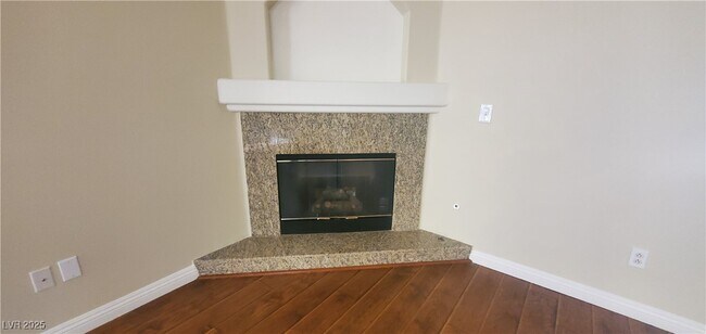 Building Photo - 2050 W Warm Springs Rd