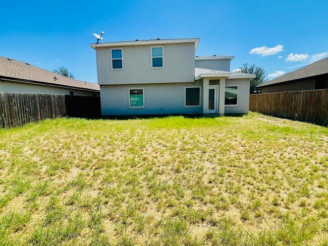 Building Photo - 1918 Aransas Pass Dr