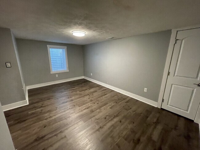 Building Photo - 2202 N 51st St