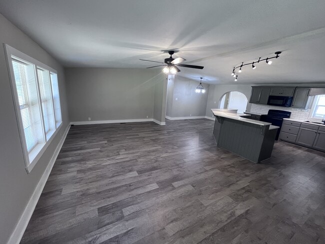 Building Photo - 2584 Black Jack Rd