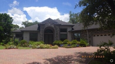Building Photo - Gorgeous & Huge 3/3/2+ and Office in Citru...
