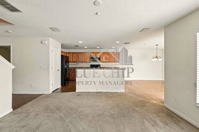 Building Photo - 13800 Golden Russet Dr