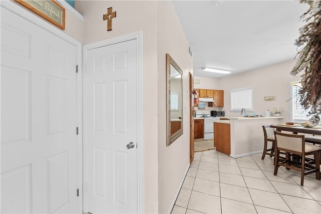 Building Photo - 15010 Leeward Dr