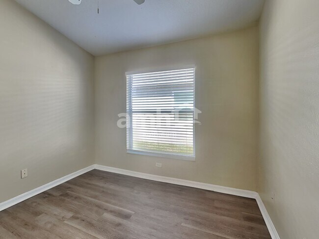 Building Photo - 8622 Tidal Bay Ln