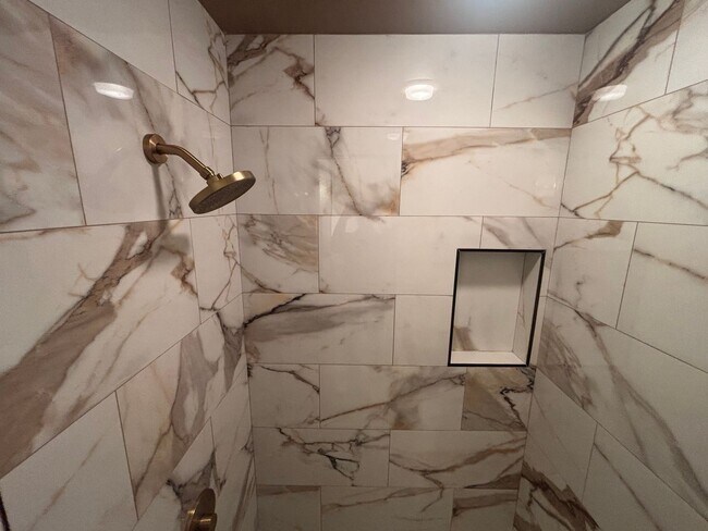 Building Photo - Large home and yard- 4/4 won't last