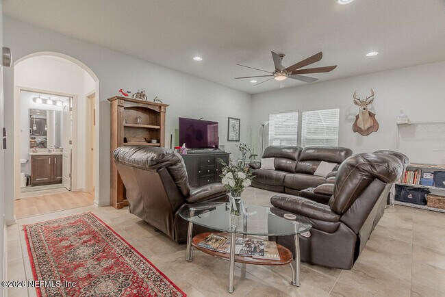 Building Photo - 16284 Hunters Hollow Trail