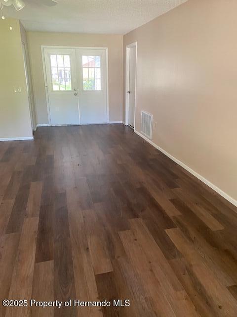 Building Photo - 6440 Ocean Pines Ln