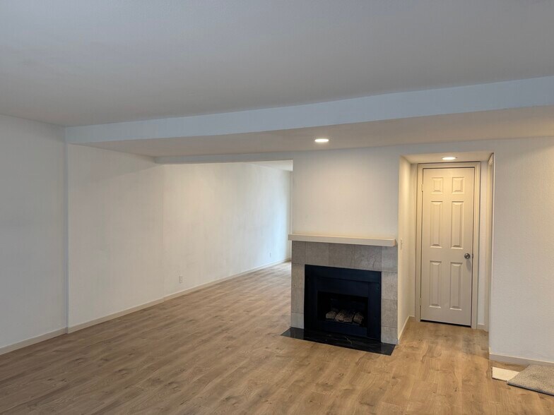 Building Photo - 17042 Downey Ave