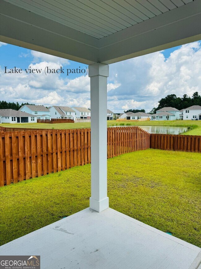 Building Photo - 67 Shade Tree Dr