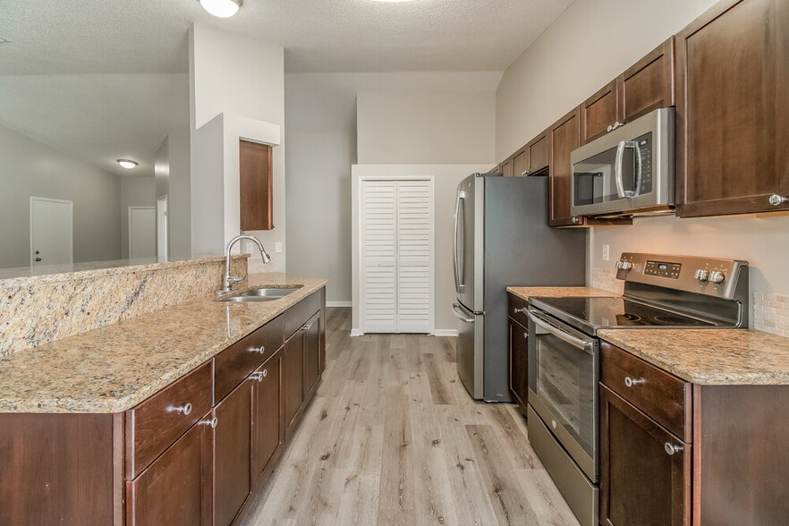 Building Photo - 7748 McPherson Dr
