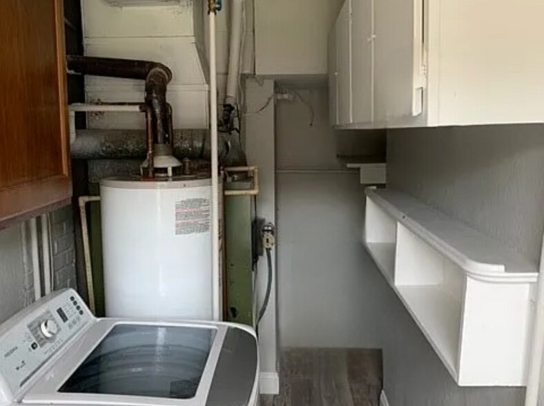 Building Photo - 15001 Ridgewick Dr