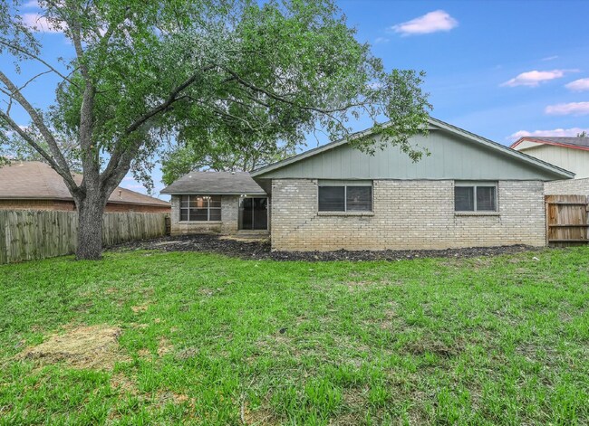 Building Photo - 14306 Ridge Point Dr