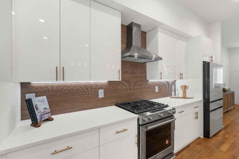 Building Photo - 1300 Edgehill Ave