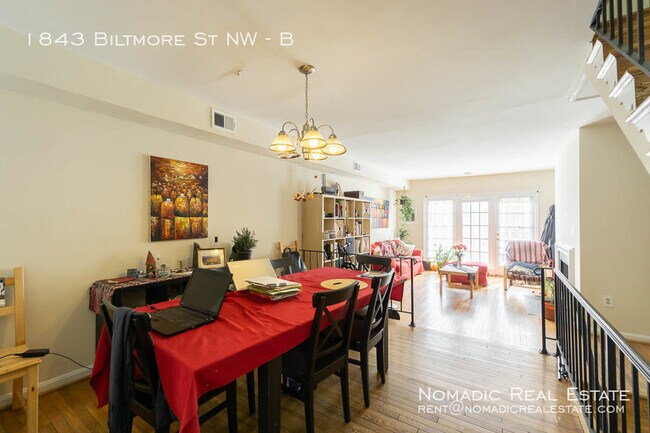 Building Photo - 1843 Biltmore St NW