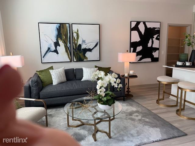 Building Photo - 2 br, 2 bath  - 3710 Maguire Blvd