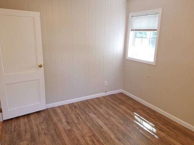 Building Photo - 257 Beacon St