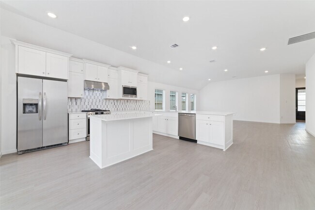 Building Photo - 3056 Harrier Dr