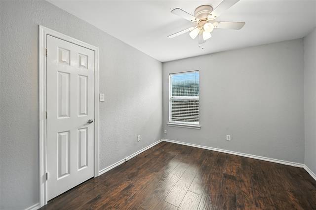 Building Photo - 4240 Appleyard Dr