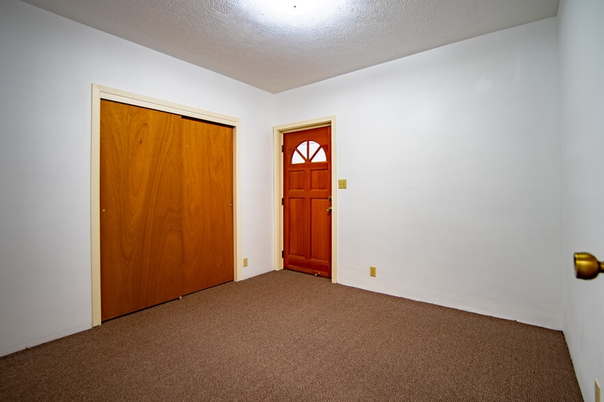 Bedroom 2 - 94-872 Lumiholoi St