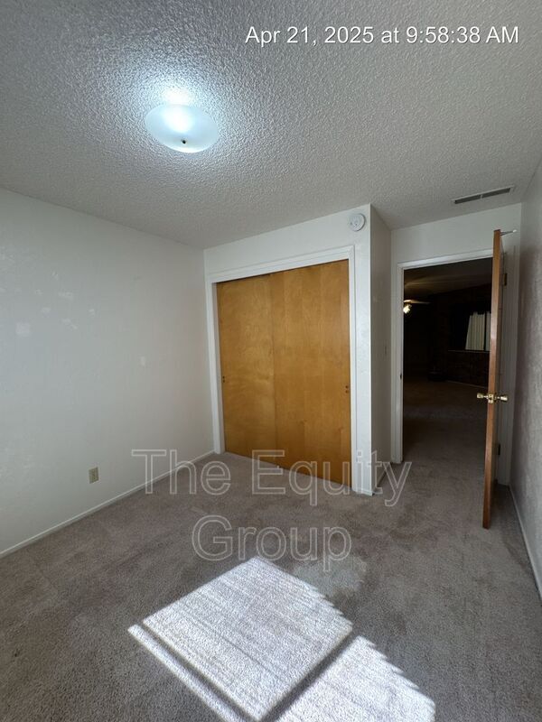 Building Photo - 5342 Avenue 280
