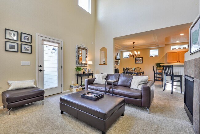 Building Photo - 2 Bedroom 2 Bath home in Observatory Village