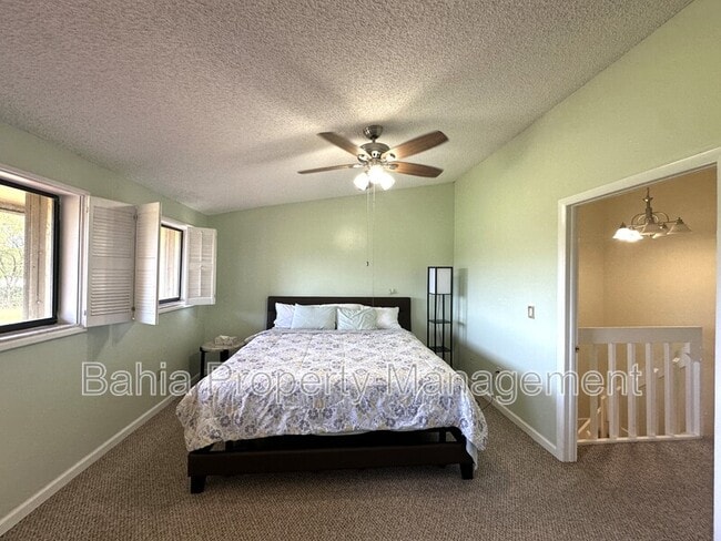 Building Photo - 3730 Alcantara Ave