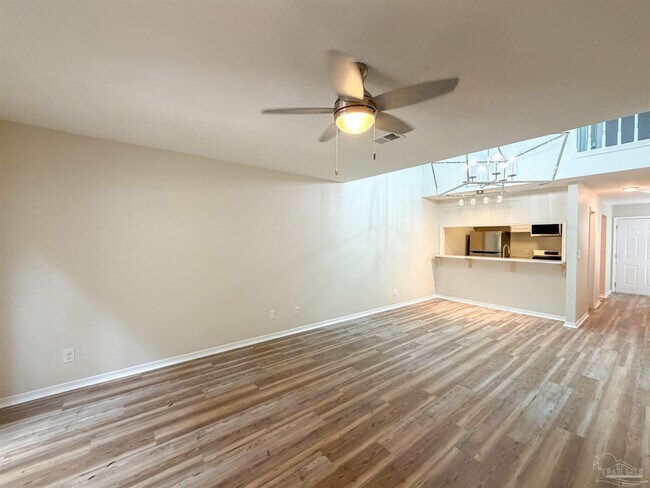 Building Photo - 4221 Brookside Dr