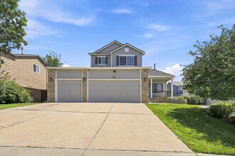 Building Photo - $2,845.95, 6-bed, 3.5-bath located in Colorado Springs with a fenced backyard.