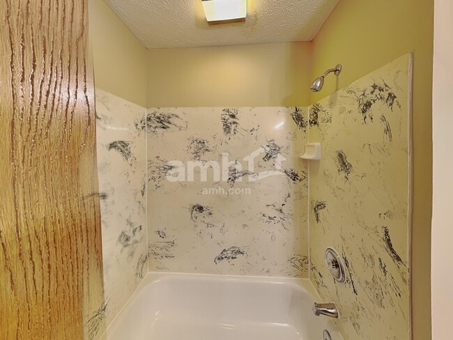 Building Photo - 6380 Kelsey Ct