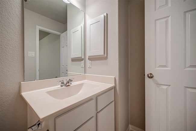 Building Photo - 3423 Hackberry Tree Ln